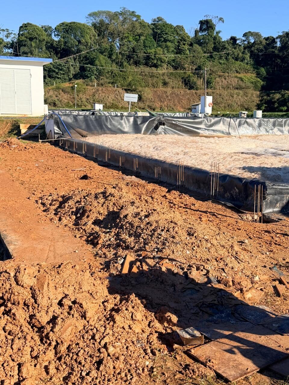 Equipe técnica da Proconst em obra